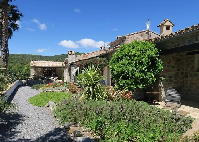 Bed & Breakfast Les Aurochs Grimaud