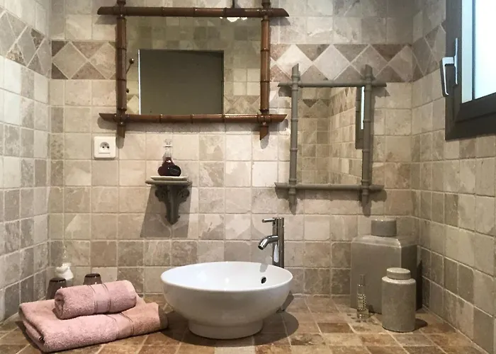 Bed & Breakfast Les Aurochs Grimaud