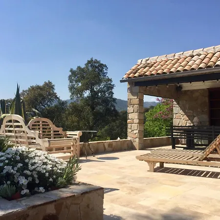 Les Aurochs 4* Grimaud