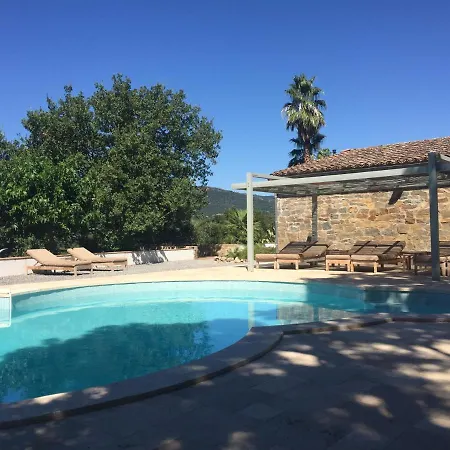 Bed and Breakfast Les Aurochs 4*