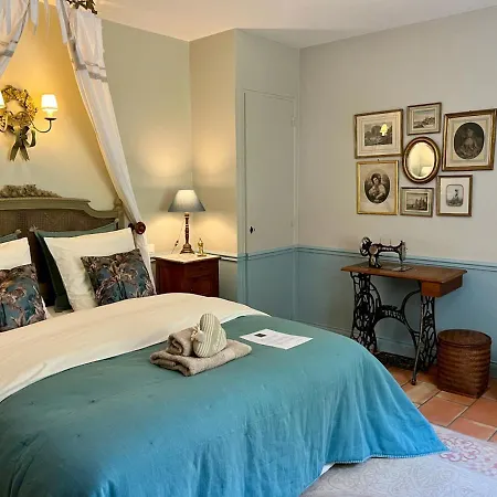 Les Aurochs Bed and Breakfast Grimaud
