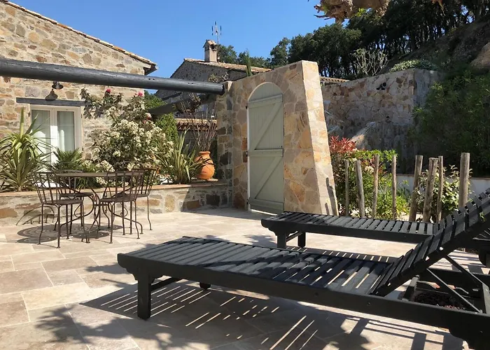 住宿加早餐酒店 Les Aurochs