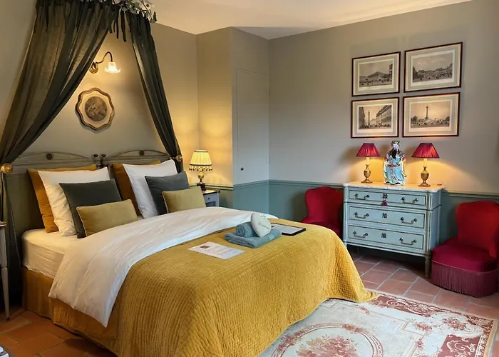 Oda ve Kahvaltı Les Aurochs Grimaud